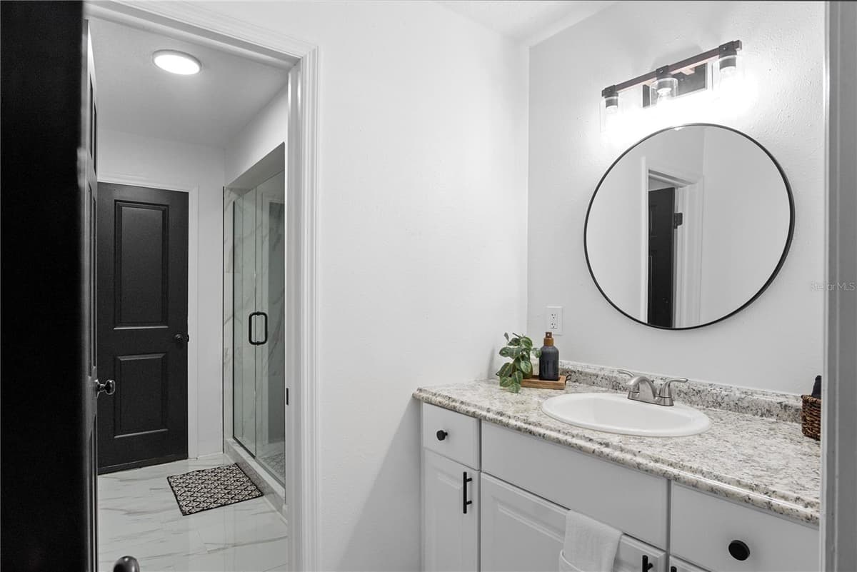 2540 ALBANY DRIVE — photo 37 of 92