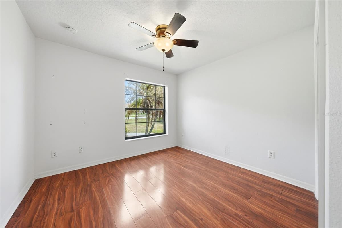36341 GRAND ISLAND OAKS CIRCLE — photo 23 of 56