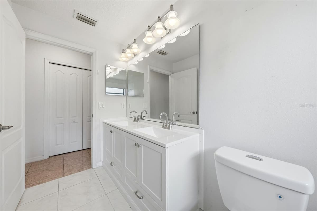 36341 GRAND ISLAND OAKS CIRCLE — photo 29 of 56