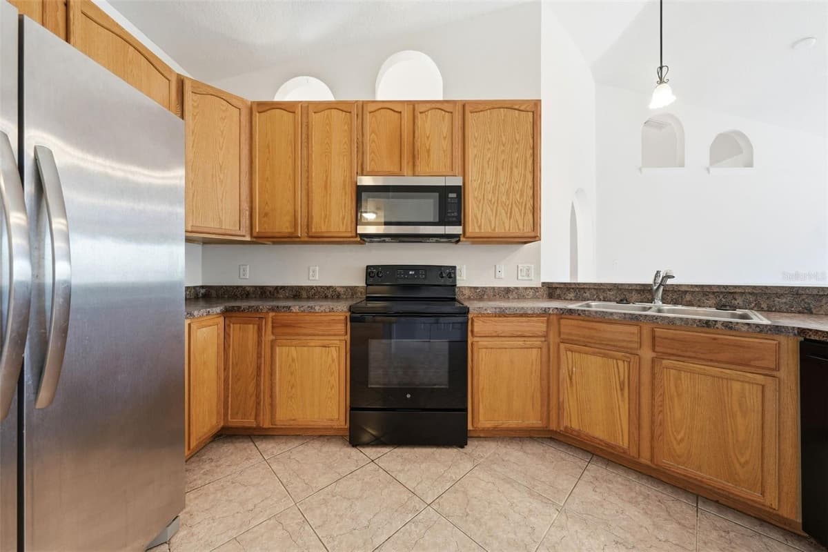 36341 GRAND ISLAND OAKS CIRCLE — photo 11 of 56