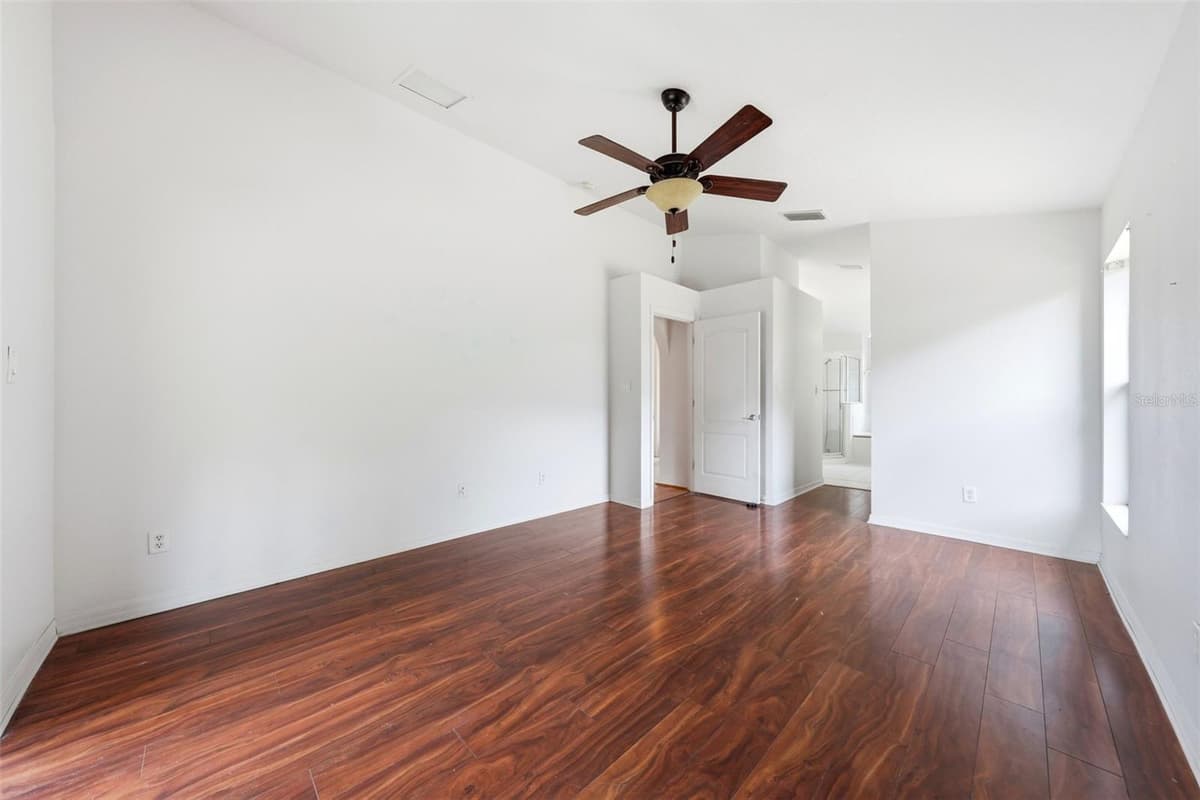 36341 GRAND ISLAND OAKS CIRCLE — photo 15 of 56