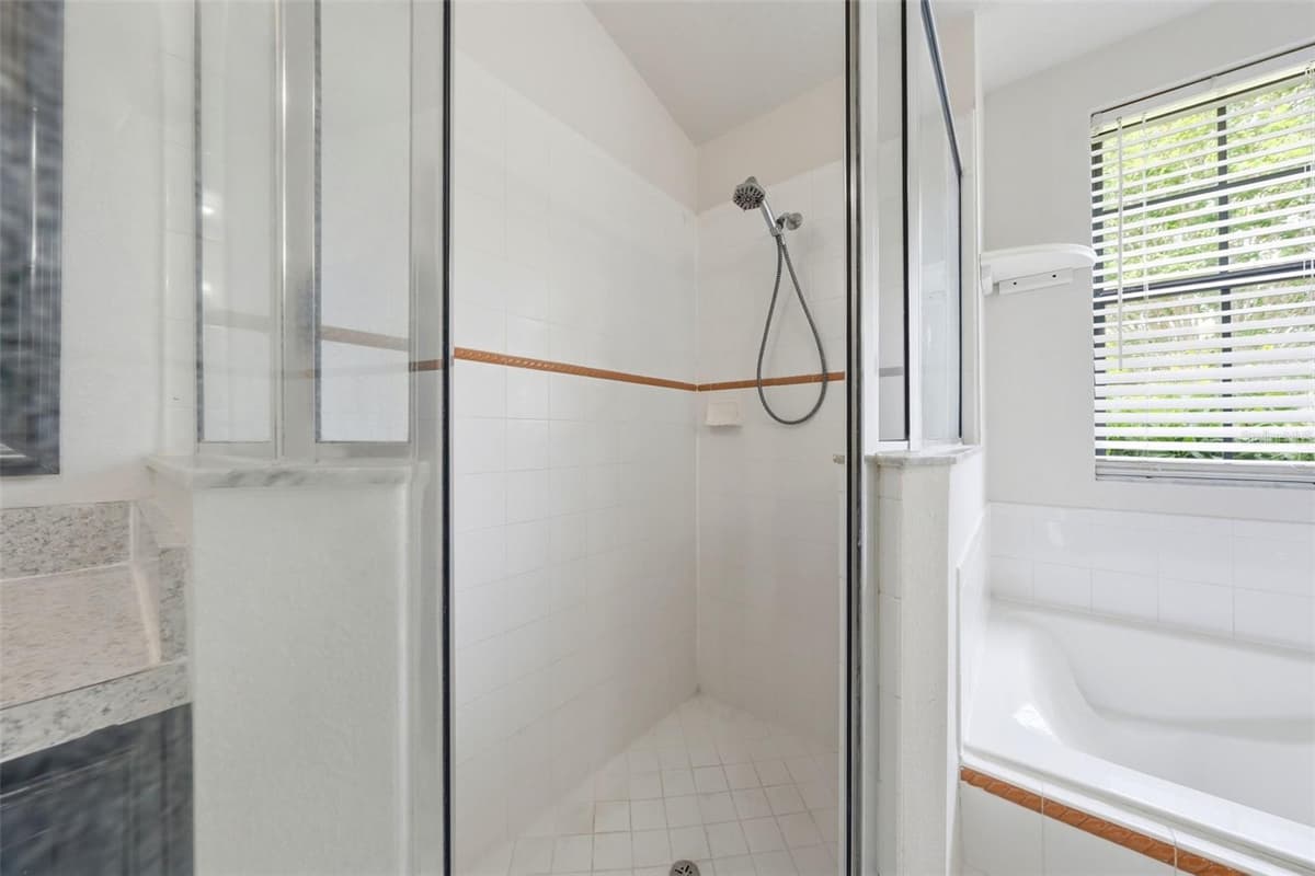36341 GRAND ISLAND OAKS CIRCLE — photo 19 of 56