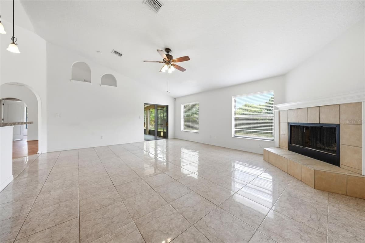 36341 GRAND ISLAND OAKS CIRCLE — photo 8 of 56