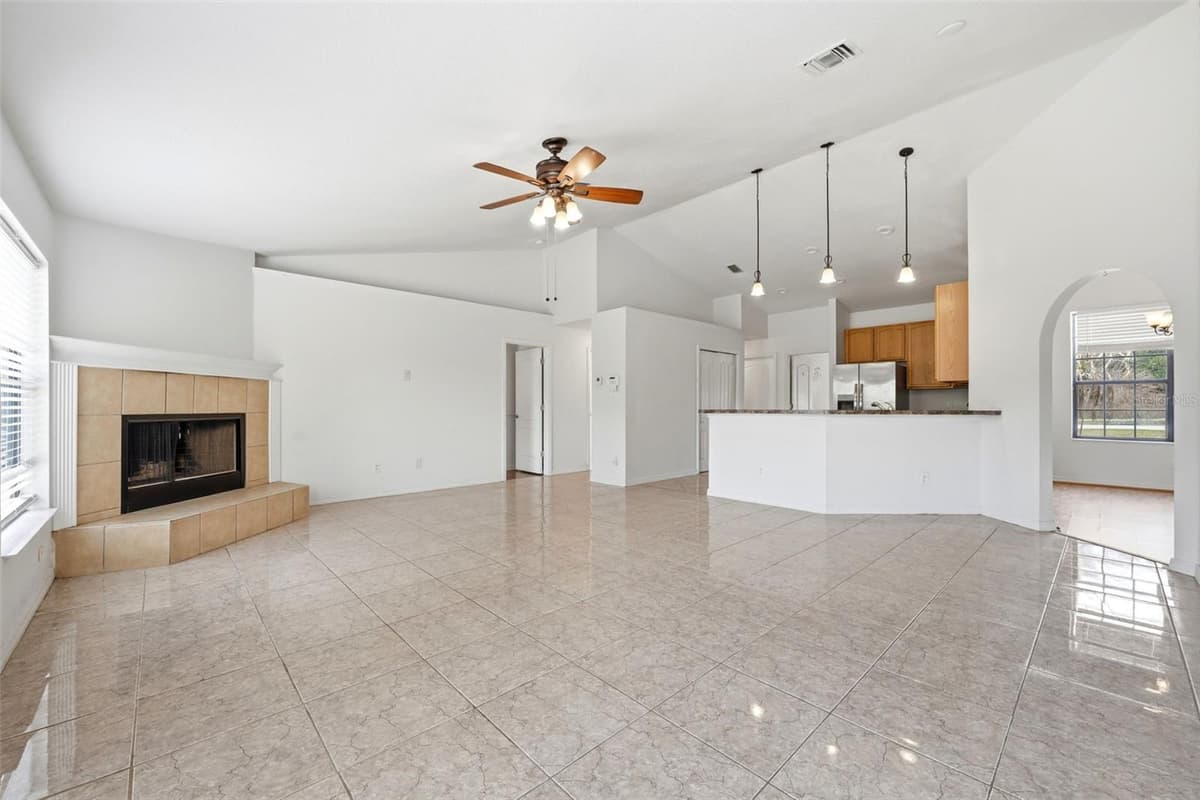 36341 GRAND ISLAND OAKS CIRCLE — photo 10 of 56