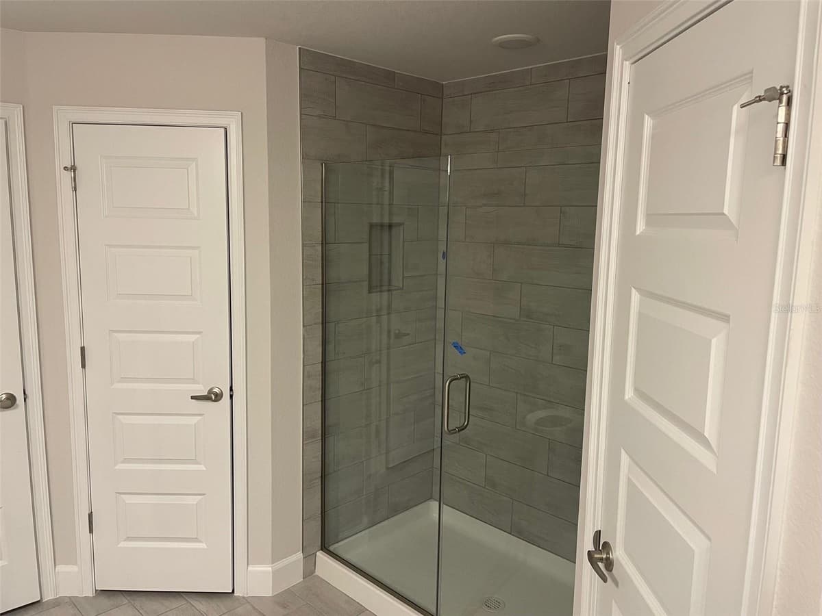 17433 EDGEWATER DRIVE — photo 9 of 17