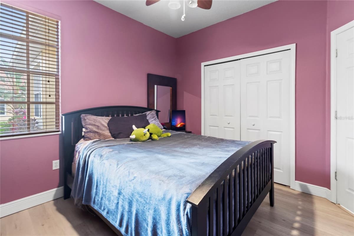 5715 SPANISH POINT COURT — photo 37 of 39