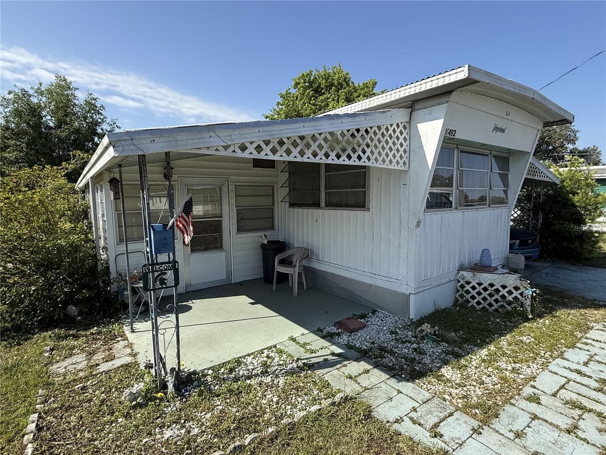 37402 HAMMOND DRIVE — photo 4 of 10