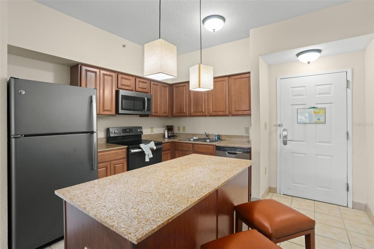 12538 FLORIDAYS RESORT DRIVE — photo 3 of 29
