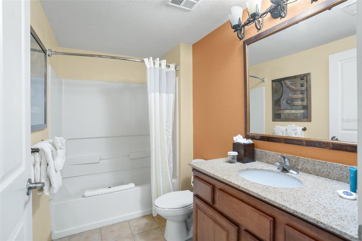 12538 FLORIDAYS RESORT DRIVE — photo 10 of 29