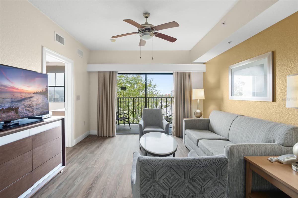 12538 FLORIDAYS RESORT DRIVE — photo 12 of 29