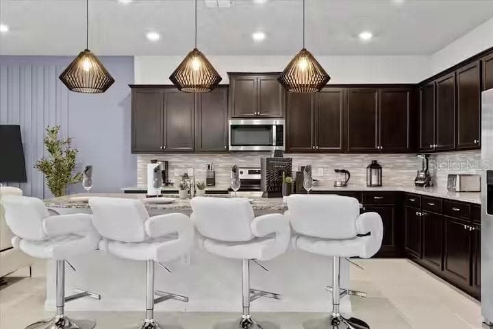 2190 LELANI CIRCLE — photo 2 of 20