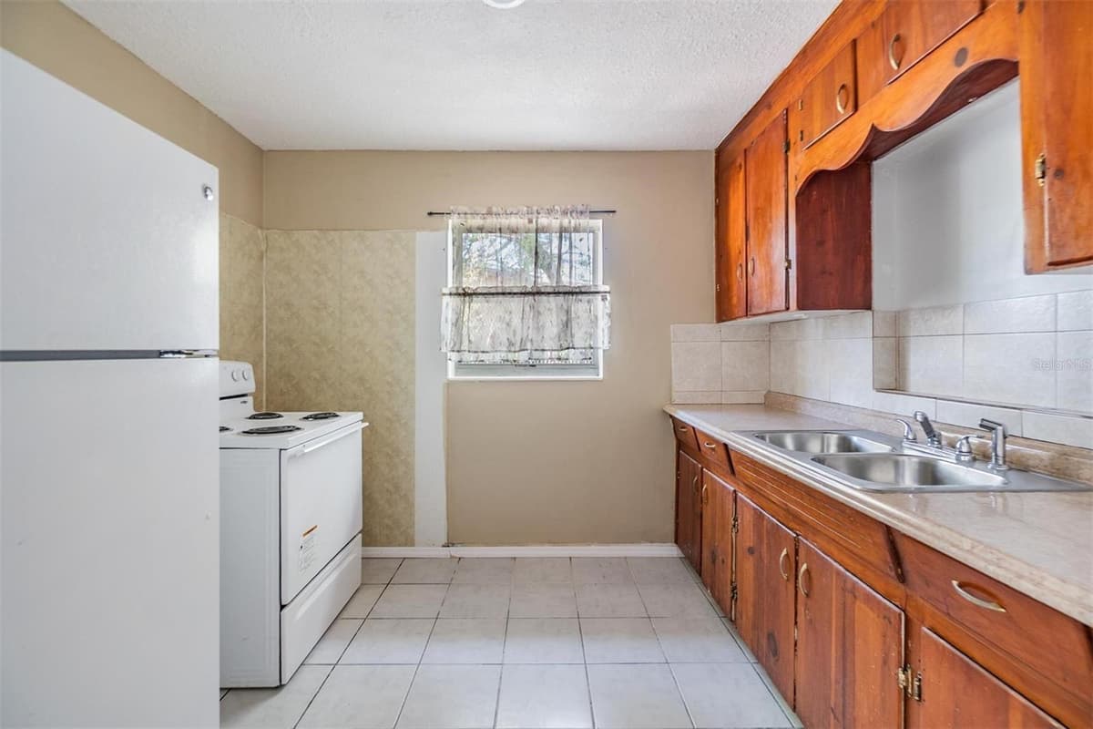 5130 DR MARTIN LUTHER KING JR ST S — photo 12 of 43