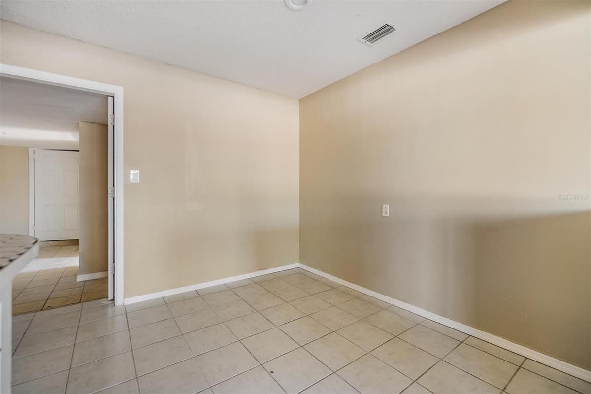 5130 DR MARTIN LUTHER KING JR ST S — photo 21 of 43