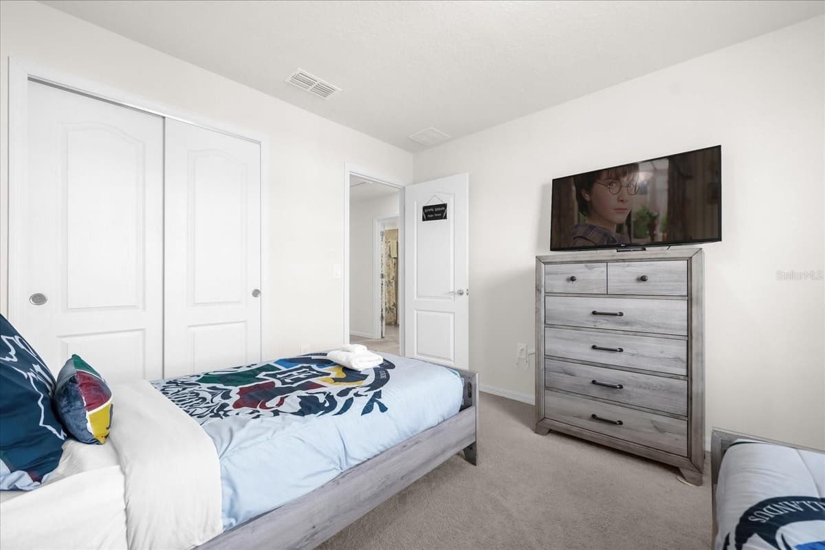 7260 OAKMOSS LOOP — photo 16 of 46