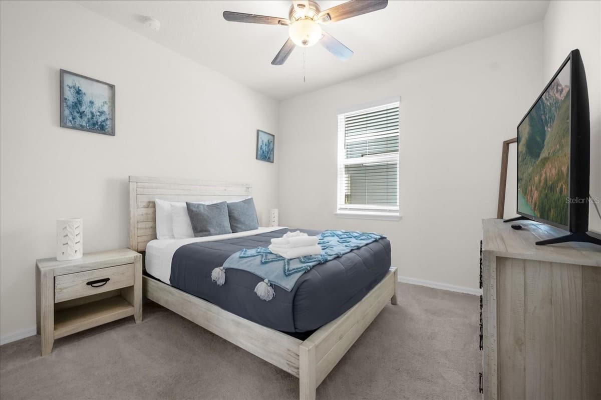 7260 OAKMOSS LOOP — photo 31 of 46