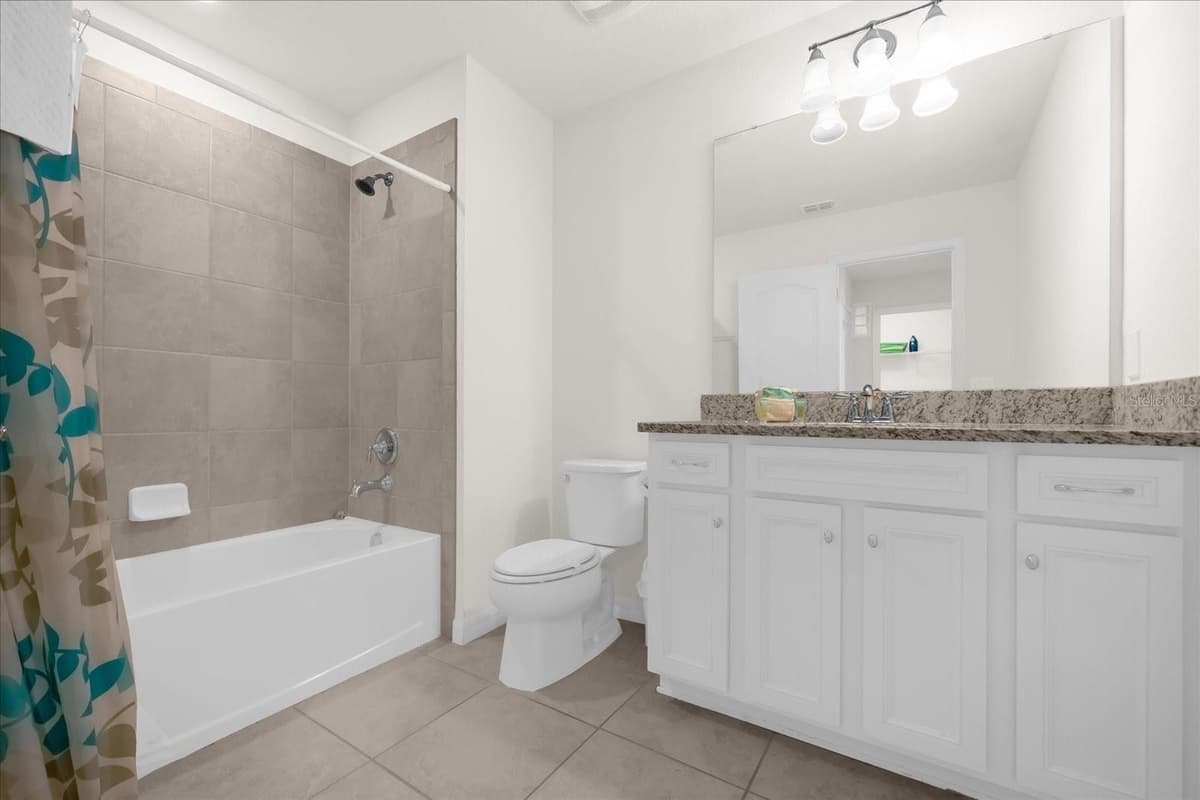 7260 OAKMOSS LOOP — photo 17 of 46