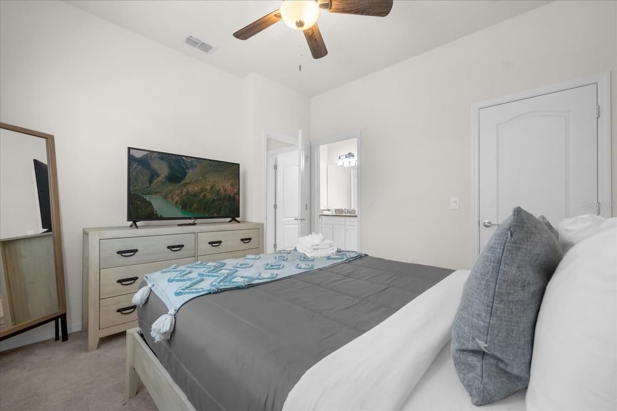 7260 OAKMOSS LOOP — photo 32 of 46
