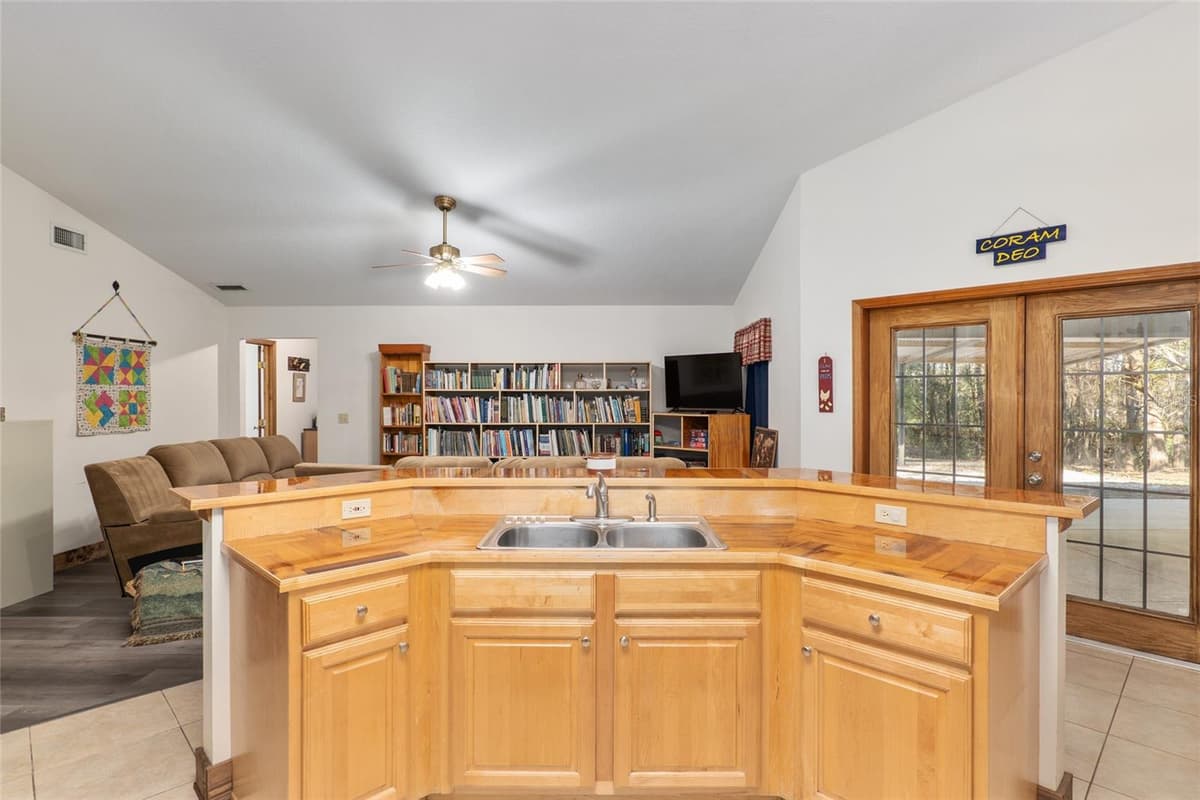 2821 80TH STREET — photo 17 of 92