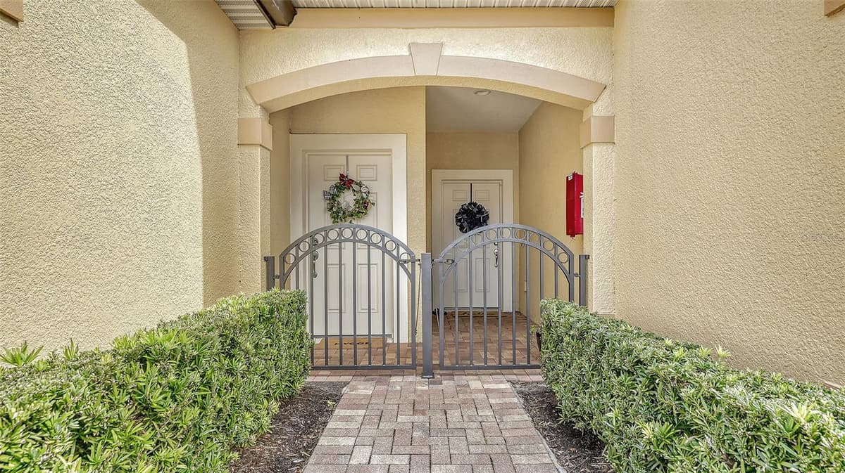 8115 MIRAMAR WAY — photo 3 of 76