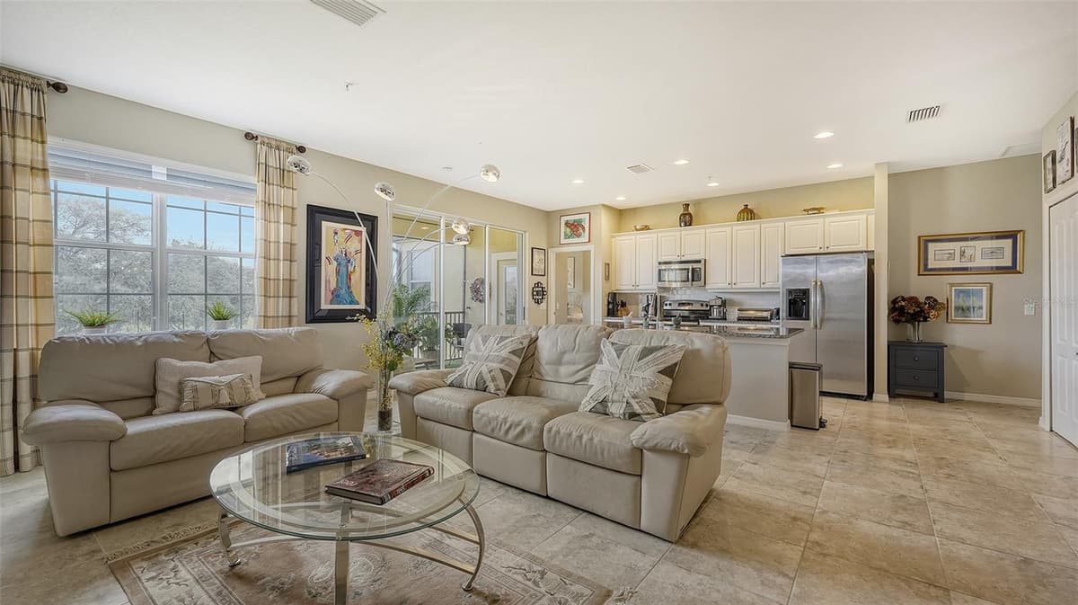 8115 MIRAMAR WAY — photo 10 of 76