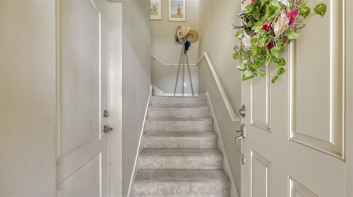 8115 MIRAMAR WAY — photo 4 of 76