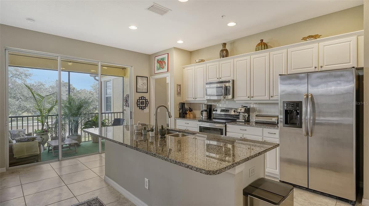 8115 MIRAMAR WAY — photo 11 of 76
