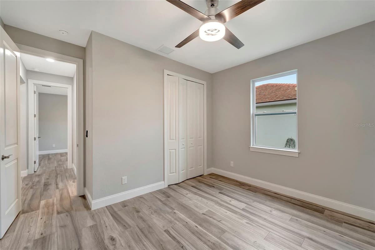 10442 WINNIPEG STREET — photo 31 of 51