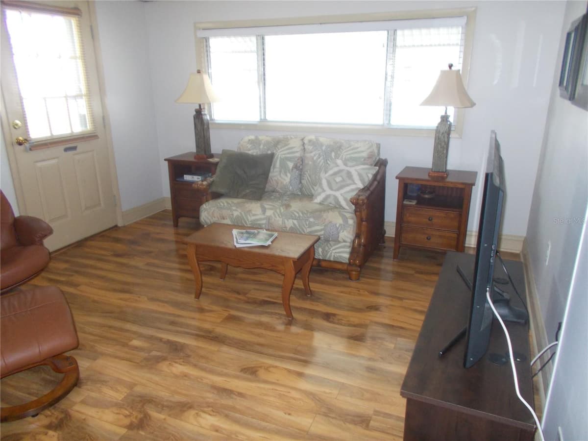 5232 PALENA BOULEVARD — photo 7 of 55