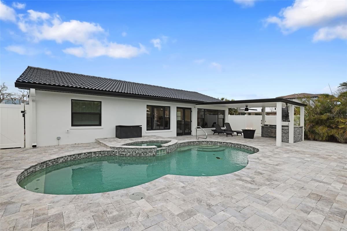 16015 REDINGTON DRIVE — photo 45 of 60
