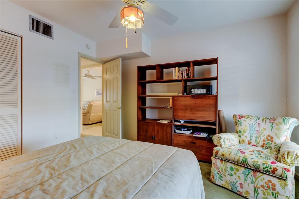 680 71ST AVENUE — photo 30 of 43
