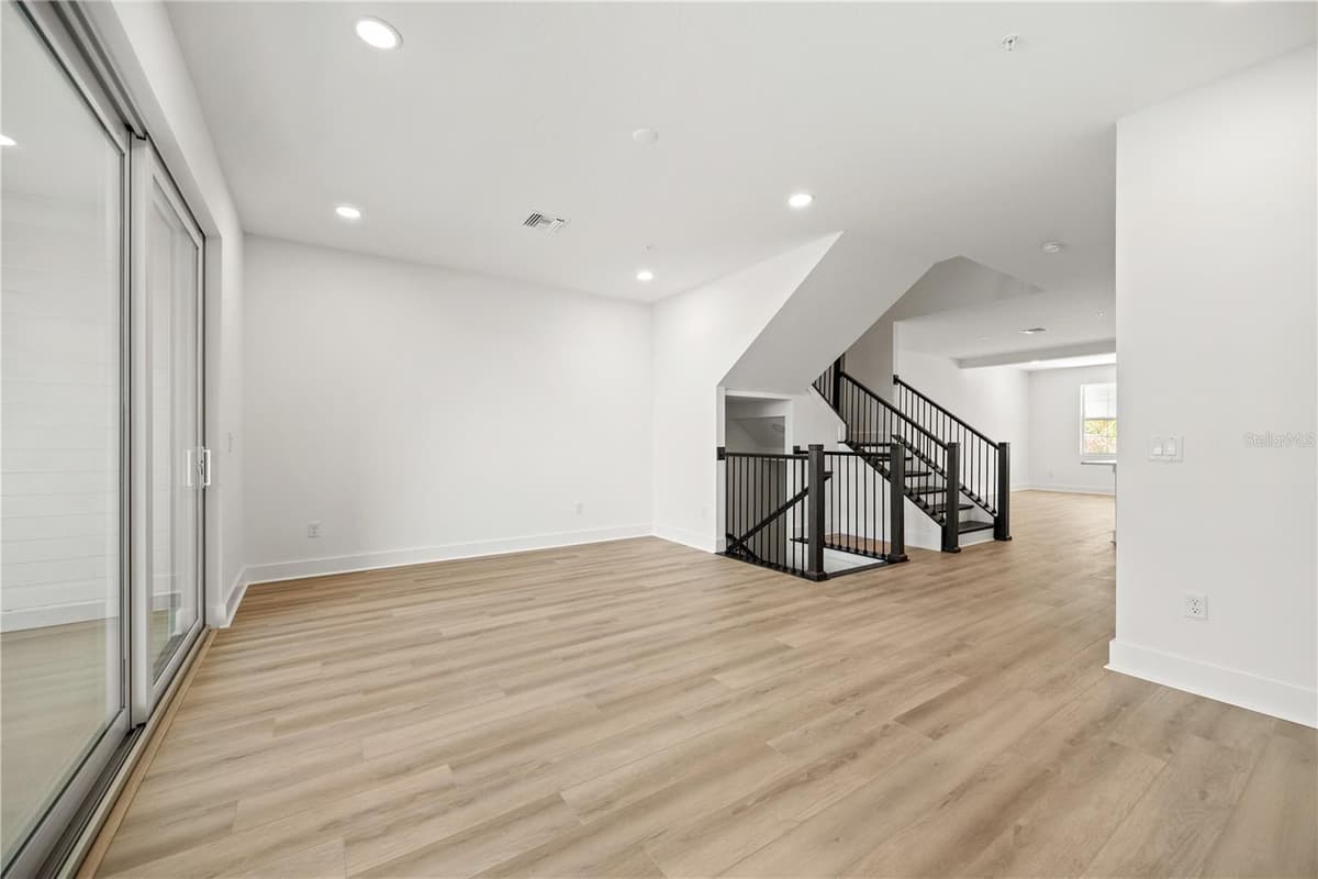 7334 MARATHON DRIVE — photo 19 of 53