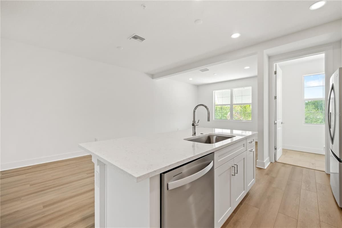 7334 MARATHON DRIVE — photo 14 of 53