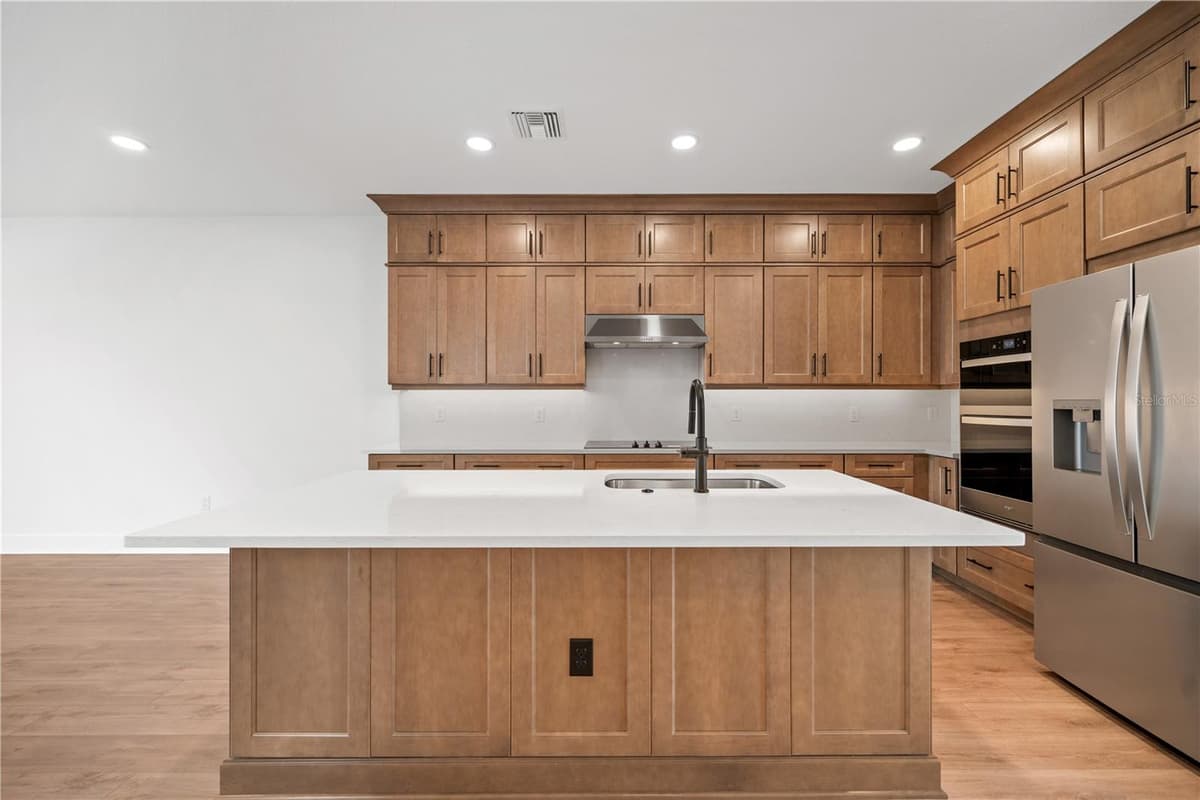 7318 MARATHON DRIVE — photo 17 of 64