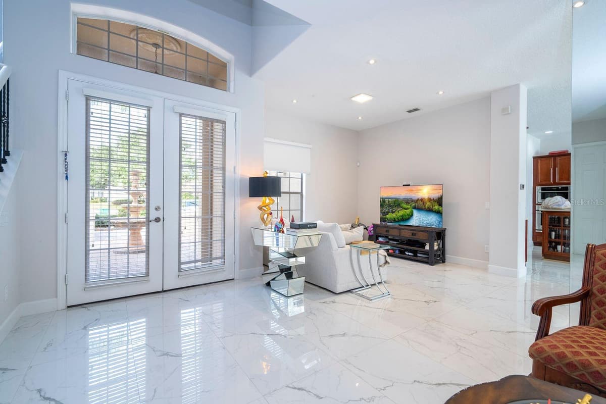 14039 HAMPSHIRE BAY CIRCLE — photo 13 of 86