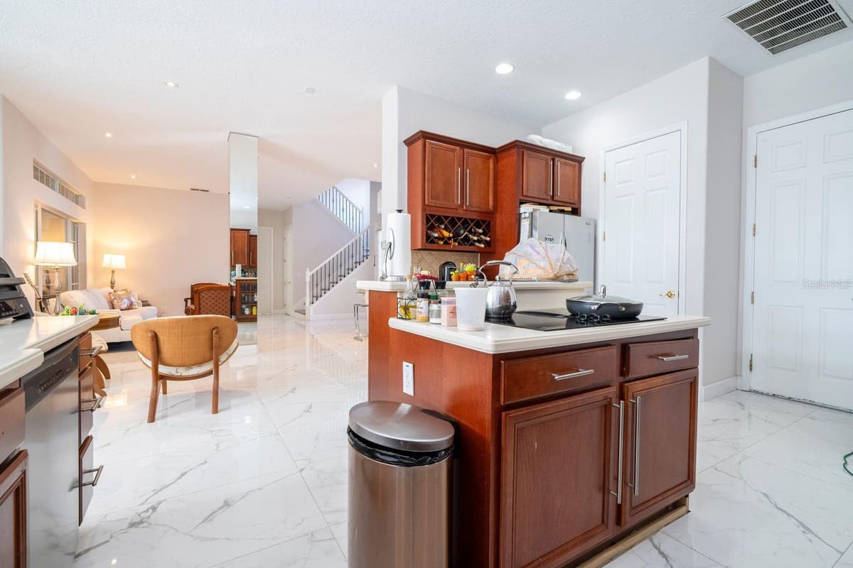 14039 HAMPSHIRE BAY CIRCLE — photo 22 of 86