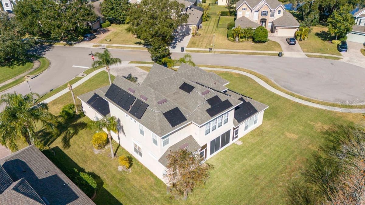 14039 HAMPSHIRE BAY CIRCLE — photo 79 of 86