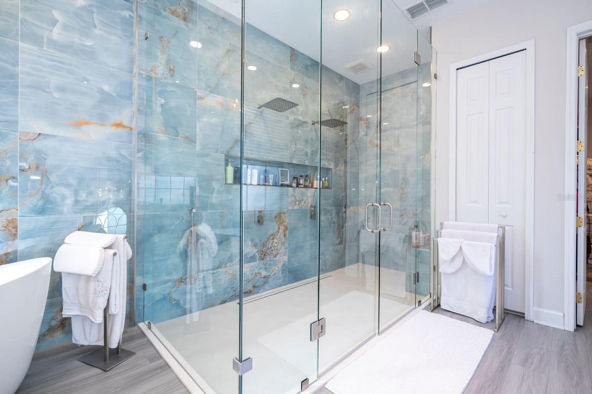 14039 HAMPSHIRE BAY CIRCLE — photo 40 of 86