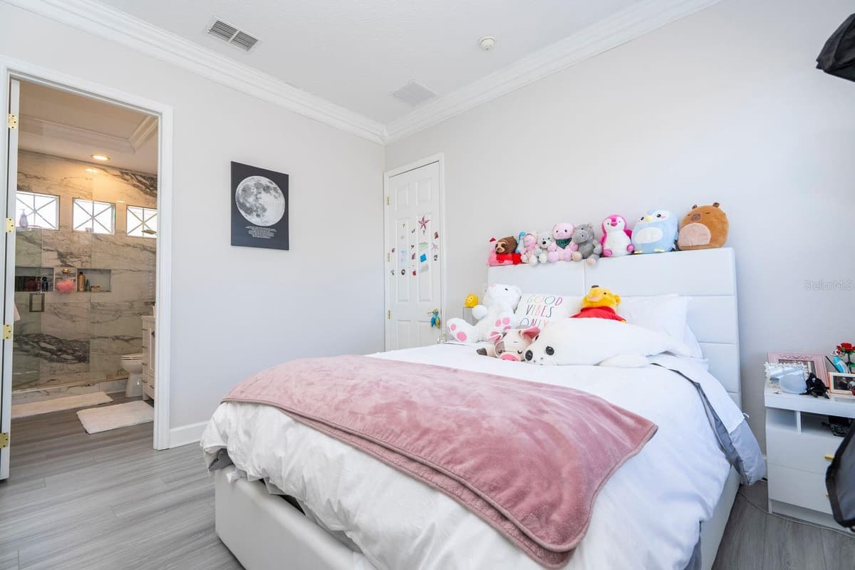 14039 HAMPSHIRE BAY CIRCLE — photo 43 of 86