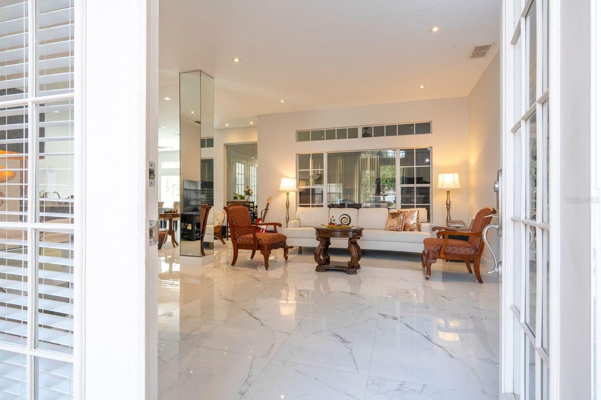 14039 HAMPSHIRE BAY CIRCLE — photo 12 of 86
