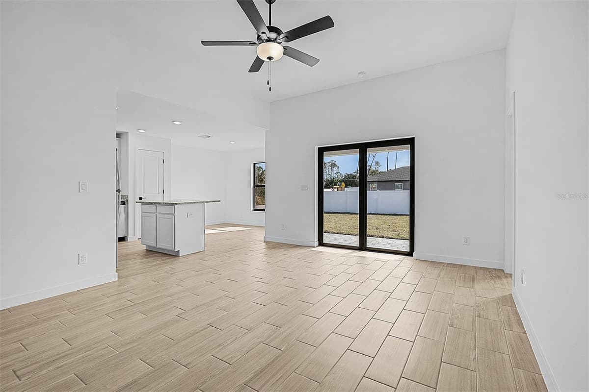 3560 BELLEFONTE AVENUE — photo 5 of 18