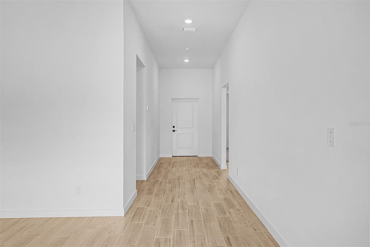 3560 BELLEFONTE AVENUE — photo 4 of 18