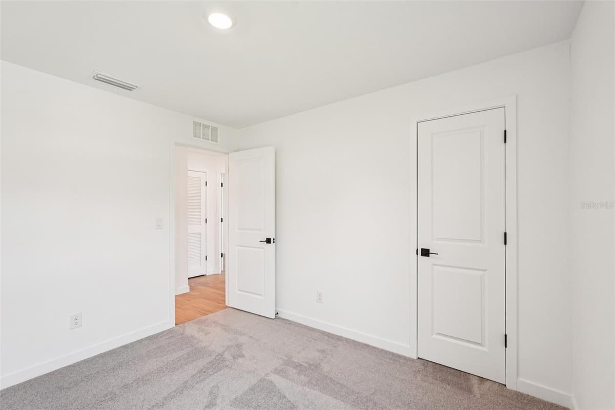 5237 ABERBACK STREET — photo 40 of 46