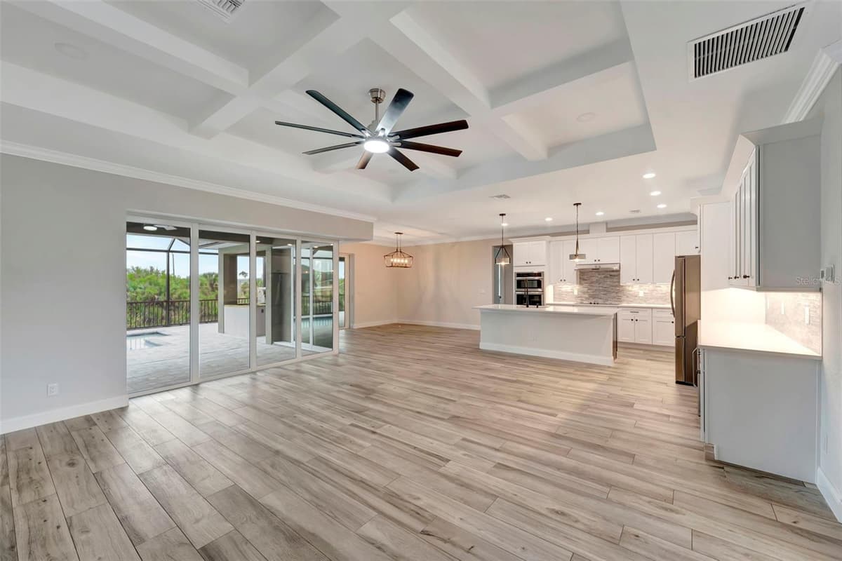 10508 MCALESTER CIRCLE — photo 11 of 53