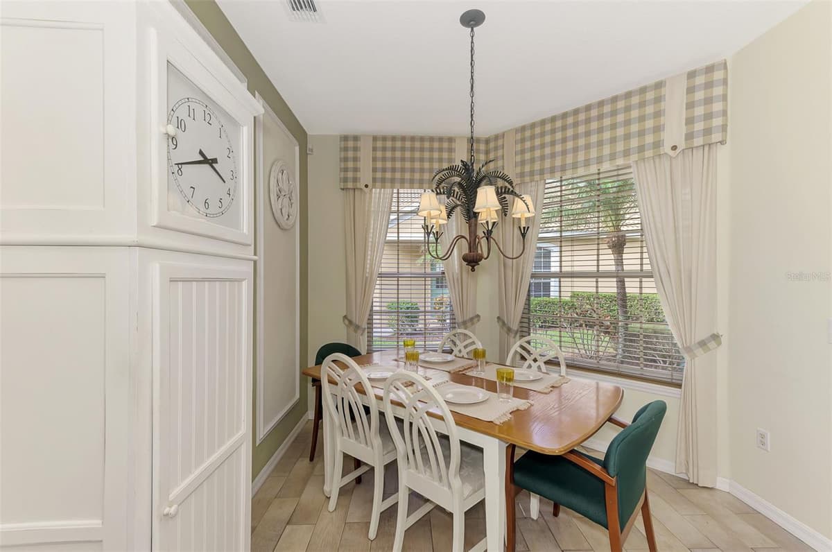 4259 WHISPERING OAKS DRIVE — photo 17 of 51