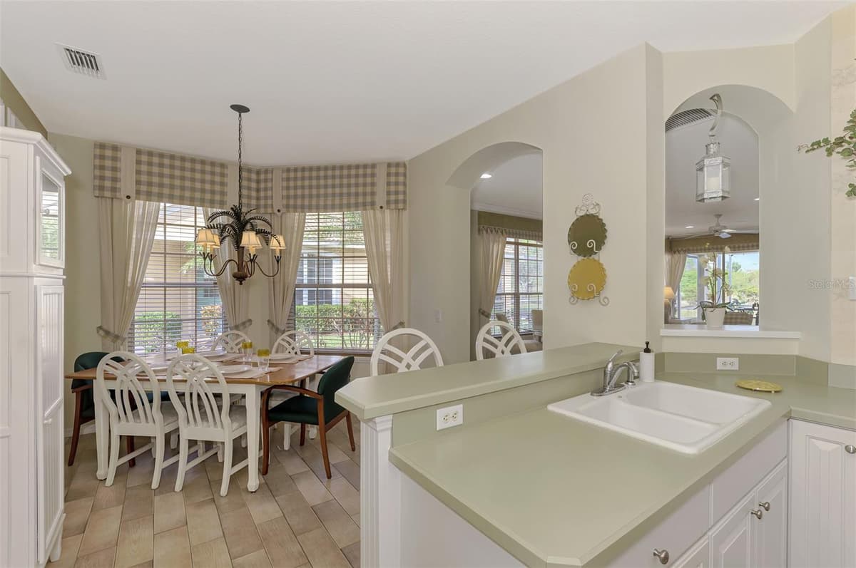 4259 WHISPERING OAKS DRIVE — photo 25 of 51