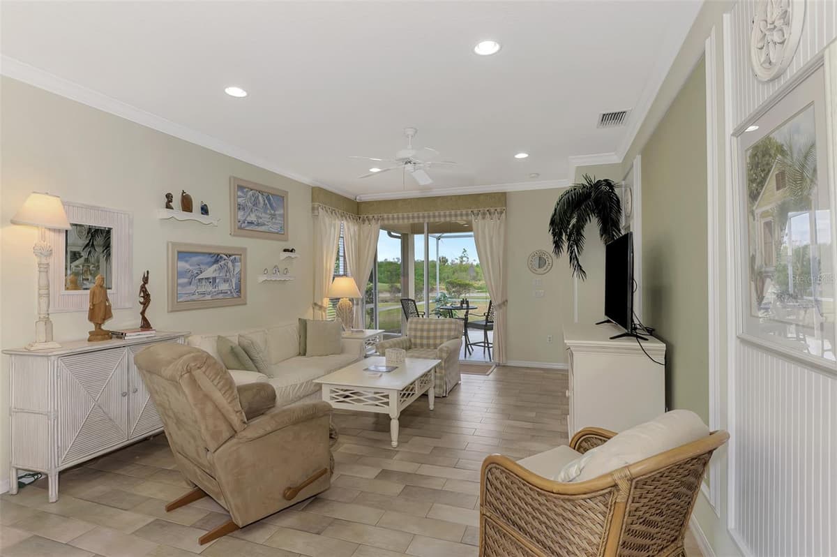 4259 WHISPERING OAKS DRIVE — photo 12 of 51
