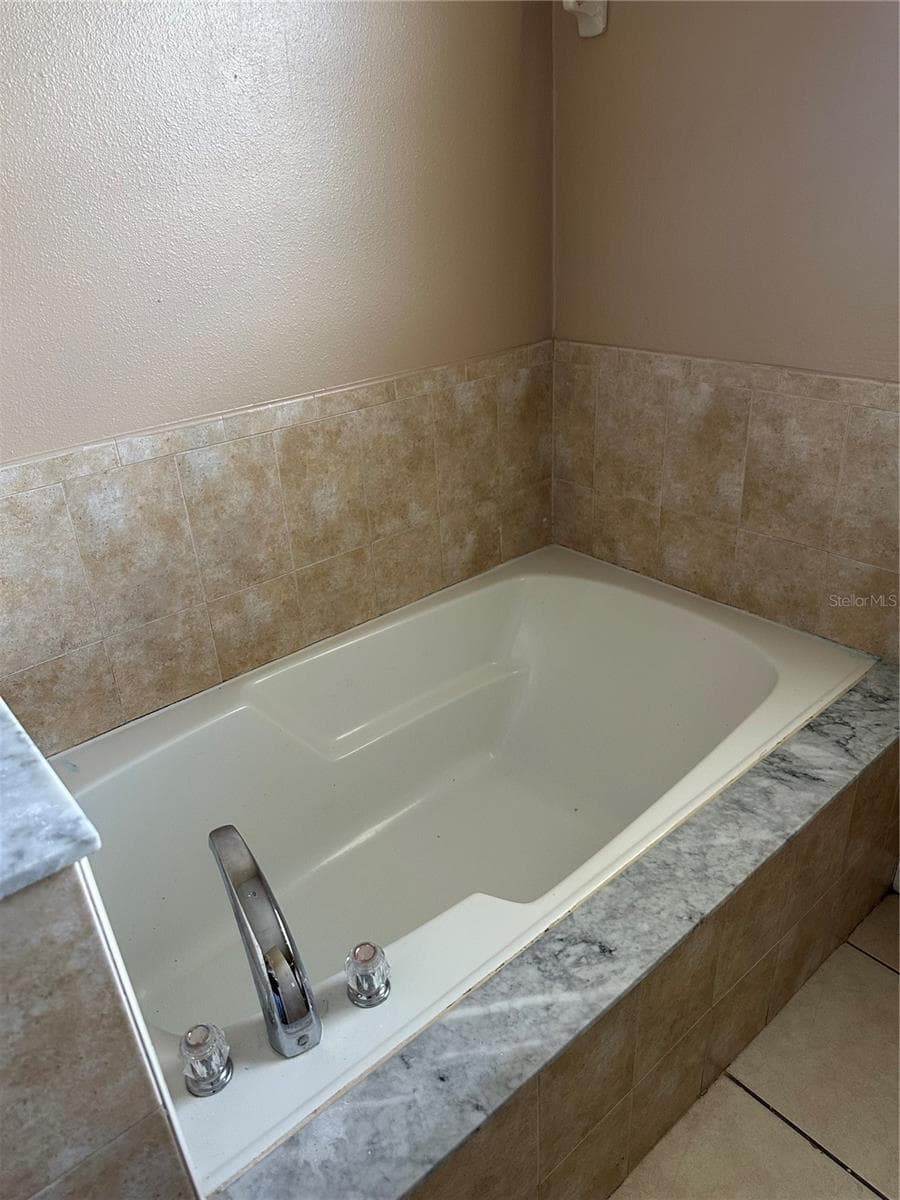 975 GASCONY COURT — photo 26 of 29