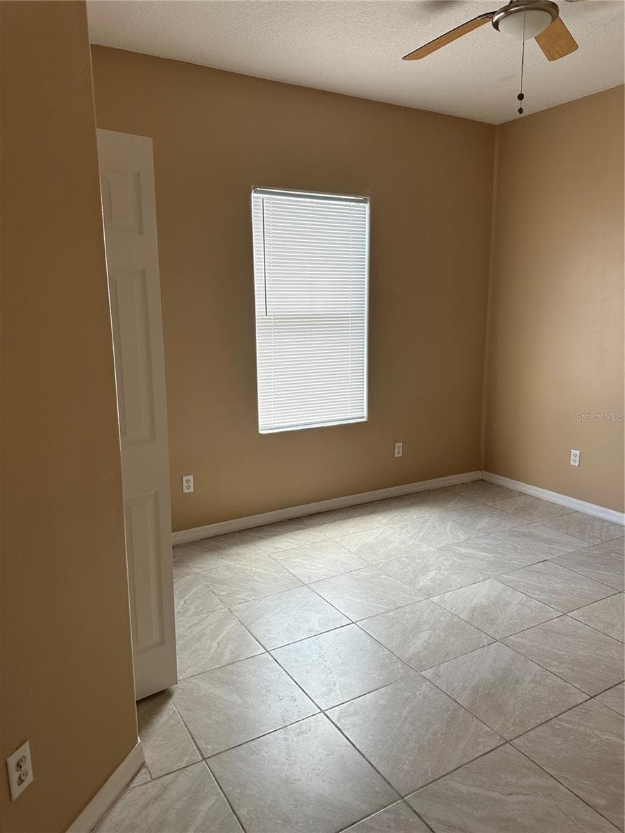 975 GASCONY COURT — photo 13 of 29
