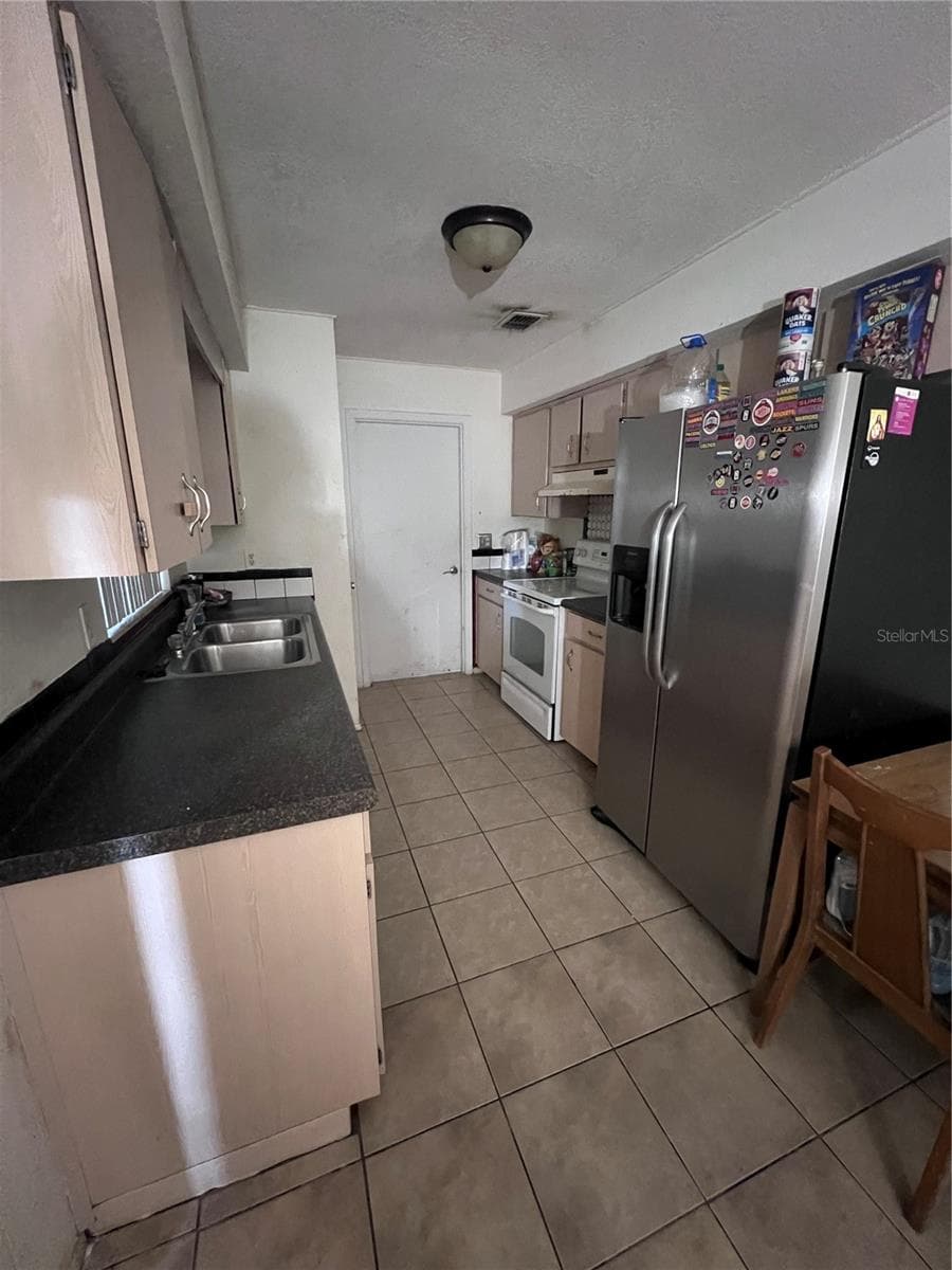589 DUNCAN CIRCLE — photo 10 of 16