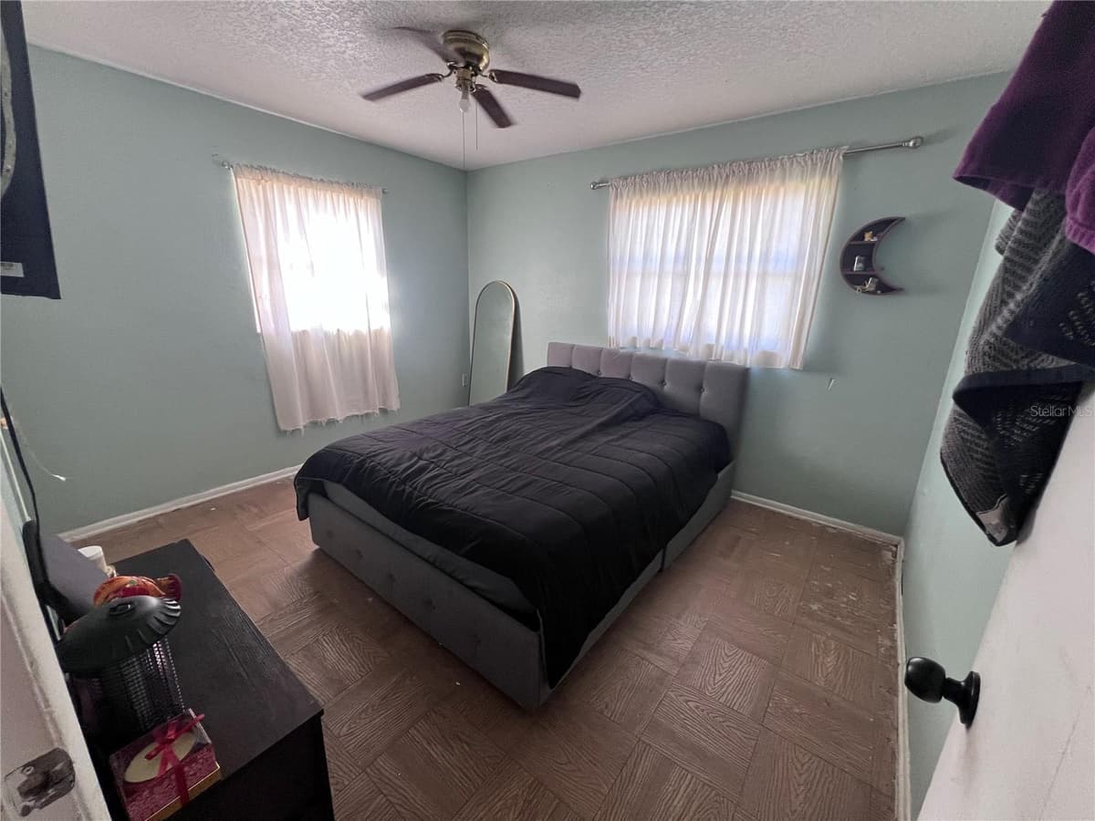 589 DUNCAN CIRCLE — photo 5 of 16
